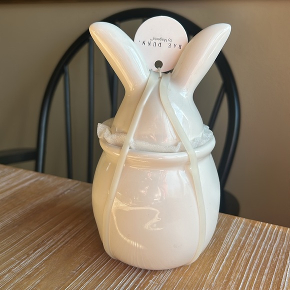 Rae Dunn Bunny Sugar Jar With Bunny Ear Lid. NWT - Picture 4 of 12